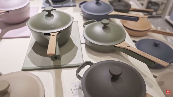 these are signs you are becoming a minimalist, Pans