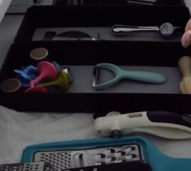minimalist tips for decluttering, Organizing kitchen drawer