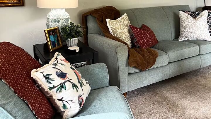unbelievable living room transformation using only thrift store finds, Sofas with cushions