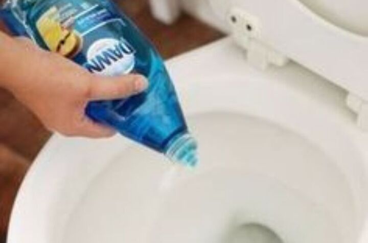 10 surprising ways to use dawn dish soap beyond the sink, Dawn toilets magic