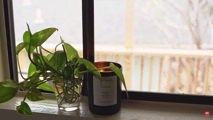 minimalist guide to a low buy year, Plant and candle