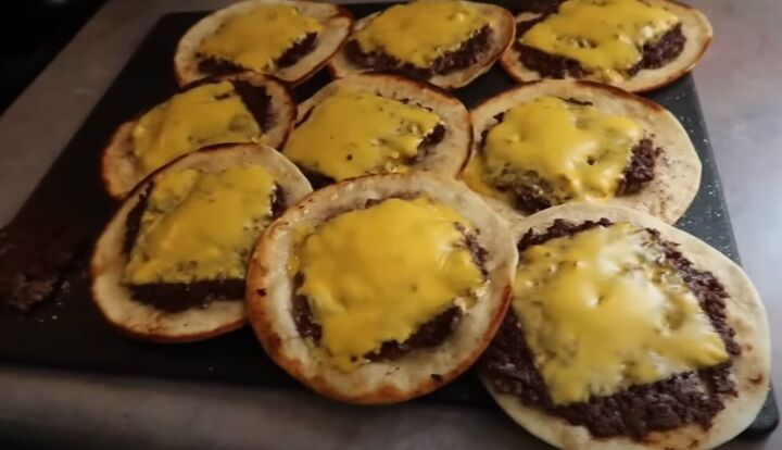 easy family meal ideas, Making smash burger tacos