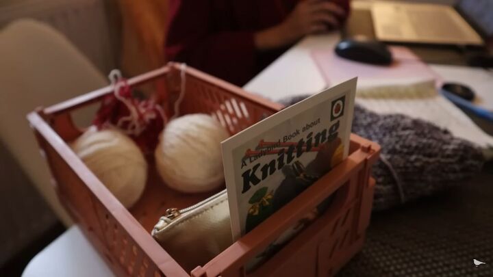 minimalist lessons, Knitting box