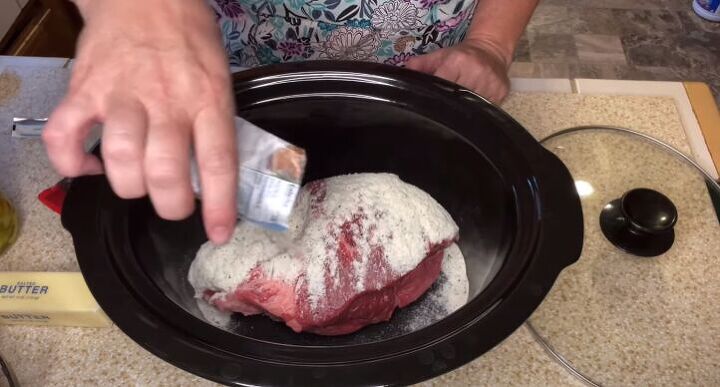cheap beef meals, Making Mississippi pot roast