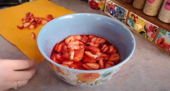 super bowl recipes, Making strawberry pretzel salad