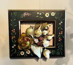 upcycled home decor, Rooster frame