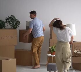 minimalism vs abundance, Moving boxes