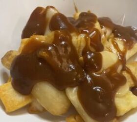 Making Food From Canada: Quick and Easy Poutine Recipe