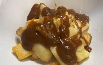 Making Food From Canada: Quick and Easy Poutine Recipe
