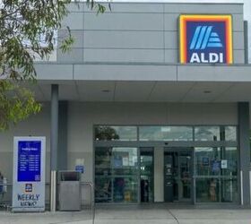 top 10 must buy aldi foods of the moment, Aldi storefront