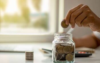 8 Easy Ways to Save Money & Build Your Savings