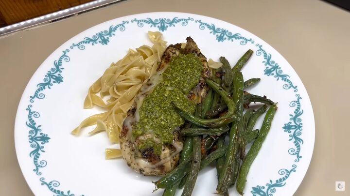 easy weeknight dinners, Grilled pesto chicken
