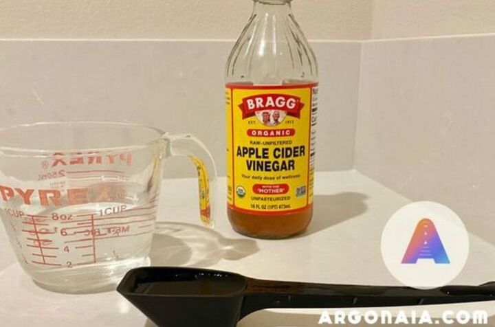 10 surprising uses of apple cider vinegar you never knew about, ACV water hair magic