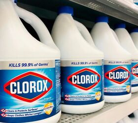 10 surprising ways to use clorox bleach, Clorox bleach on the shelves