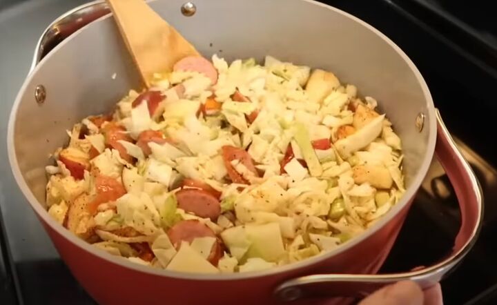 budget friendly family meal ideas, Making cabbage sausage soup