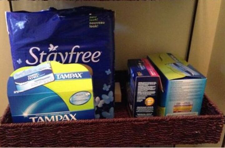 10 surprising and creative uses for tampons wow, Tampax in the bathroom
