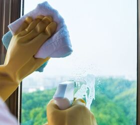 10 incredible uses of dawn and lemon juice around the house, Window cleaning