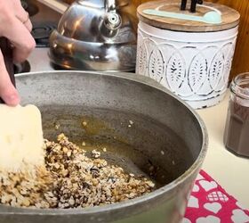Recipe 3: No-bake homemade granola bars