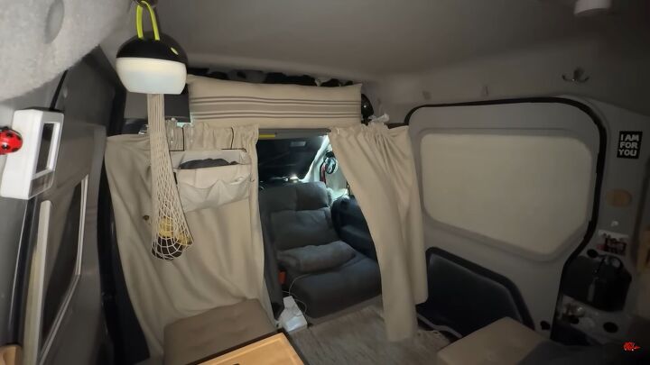 van life sleeping, Inside van