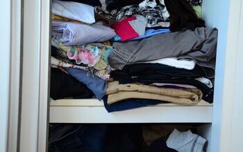 3 Easy Tips on How to Declutter Clothes