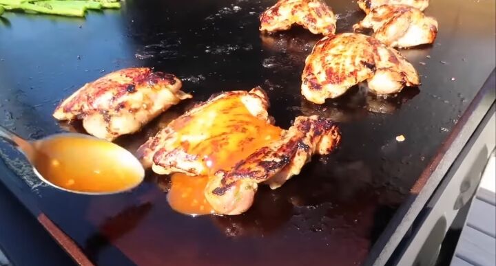 easy family meal ideas, Making honey buffalo garlic chicken