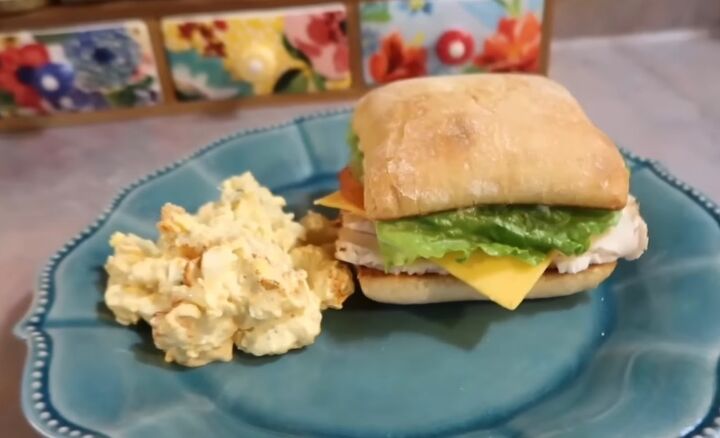 easy family meal ideas, Chicken Caesar sandwich