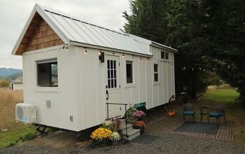 Tori's DIY Tiny House Story