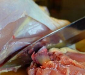 easy ways to stockpile chicken, Cutting raw chicken