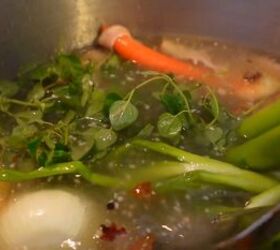 easy ways to stockpile chicken, Making stock