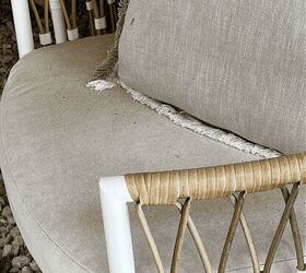 It's high time to clean those dirty porch cushions! Here's how to do it fast & cheaply