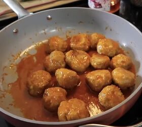 easy party food ideas, Buffalo chicken meatballs