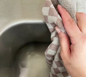 She found the perfect way to clean your sinks & appliances on a dime (amazing!)