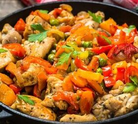 Chicken and vegetable stir-fry - image via Canva