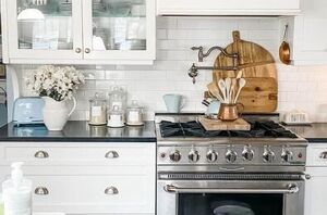 This is how she deep-cleans her beautiful home (and how you can follow suit!)