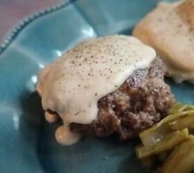 Hamburger steaks & country gravy