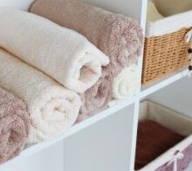 How to declutter your linen closet & keep clean bedding super fresh