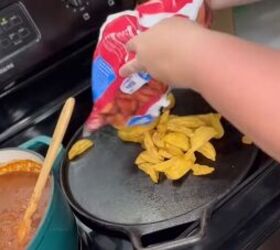 large family meal ideas feed a crowd for under 30, Making chili fries