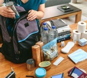 What to Pack in an Emergency Go Bag​: 5 Essential Items