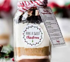 14 "Gift in a Jar" Ideas For a Thoughtful Holiday Present