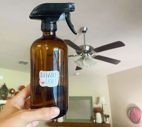 The handiest ways to clean a ceiling fan (these don't make a dusty mess!)