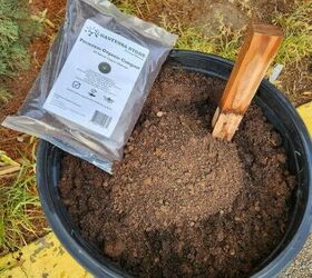 6 ways to repurpose coffee grounds around the house & garden