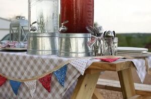 9 simple & super patriotic decor projects you can do in one weekend!