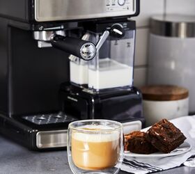 Is it worth splurging on an espresso machine or should you stick with the humble moka pot? An expert explains