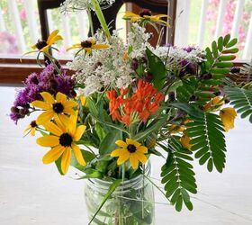 How to make your home welcoming for guests (it isn’t all just about cleaning!)