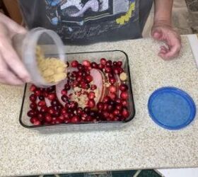 aldi thanksgiving meal challenge a delicious 30 feast, Pouring sugar over cranberries and ham