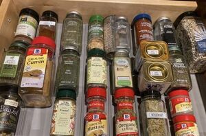 How to successfully make a spice drawer organizer in a small space