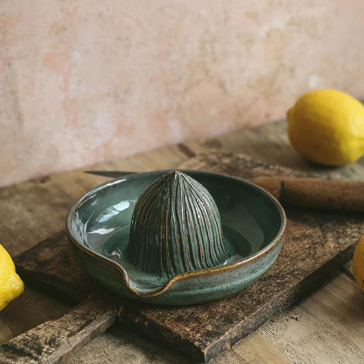 Turn Old Kitchen Gadgets Into These Genius Hacks Simplify turn-old-kitchen-gadgets-into-these-genius-hacks-simplify