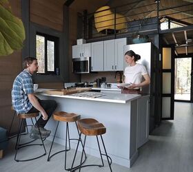 Sustainable Tiny House Made From Waste Materials | Simplify