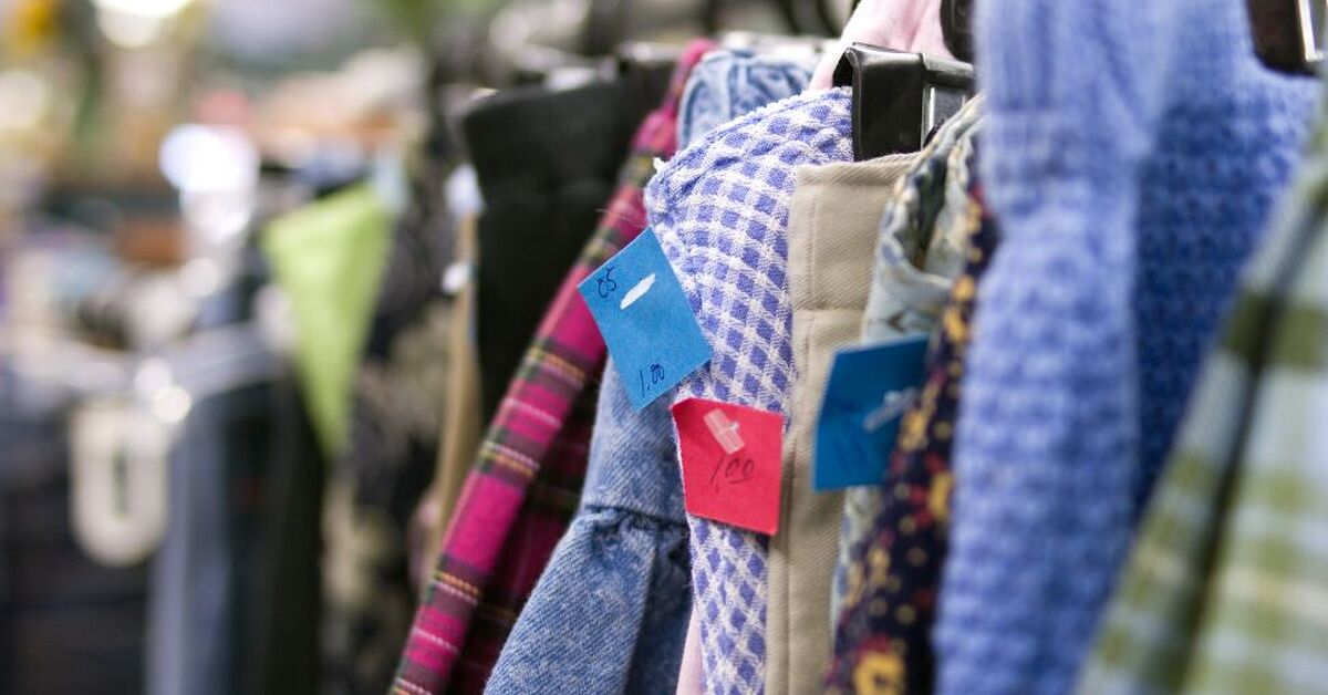 5 Great Finds to Look Out for In Thrift Stores This Fall | Simplify