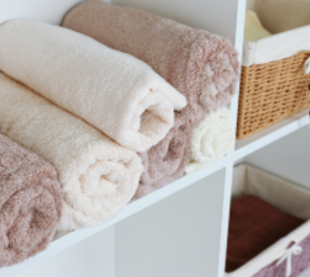 How to declutter your linen closet & the den